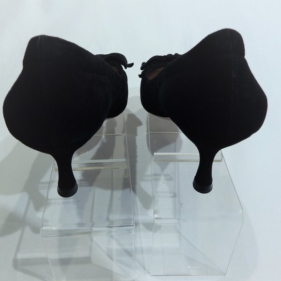 PRADA BLACK SUEDE PUMPS W/ ACCENT BOW IN US 7  (NEW) - Picture 2 of 4